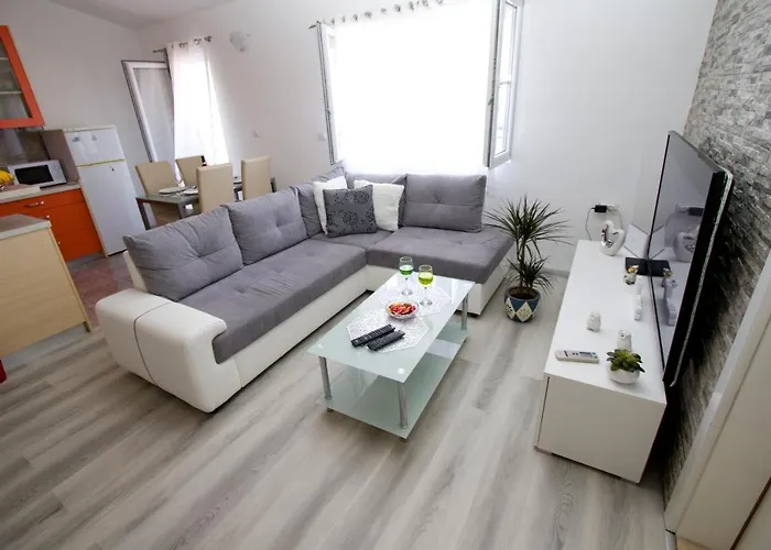 Apartment Toni