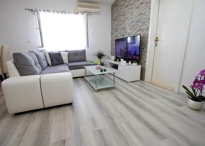 Apartment Toni