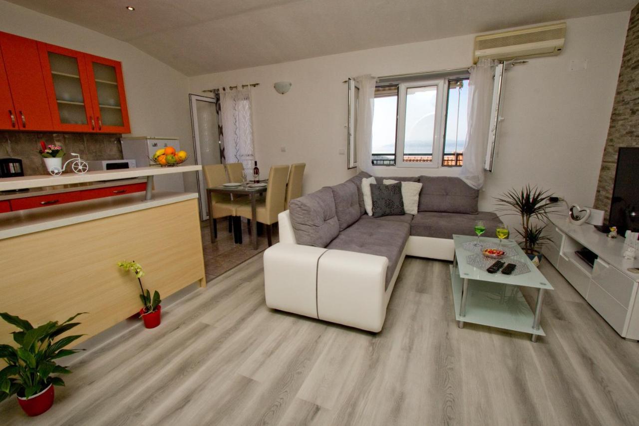 Apartment Toni