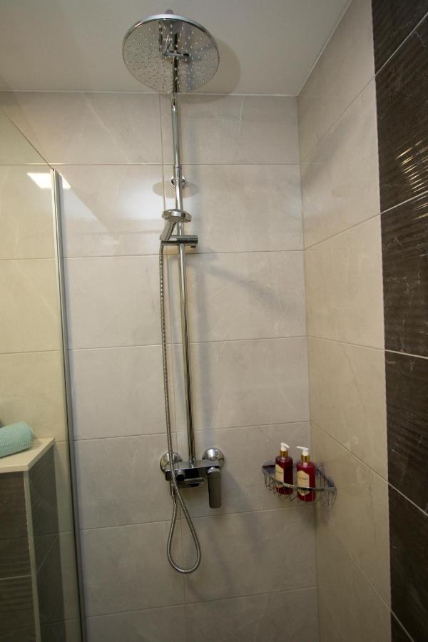 Toni Apartment *